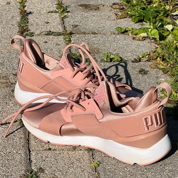 🚨SOLD🚨 Puma Ignite sneakers - Picture 2 of 14